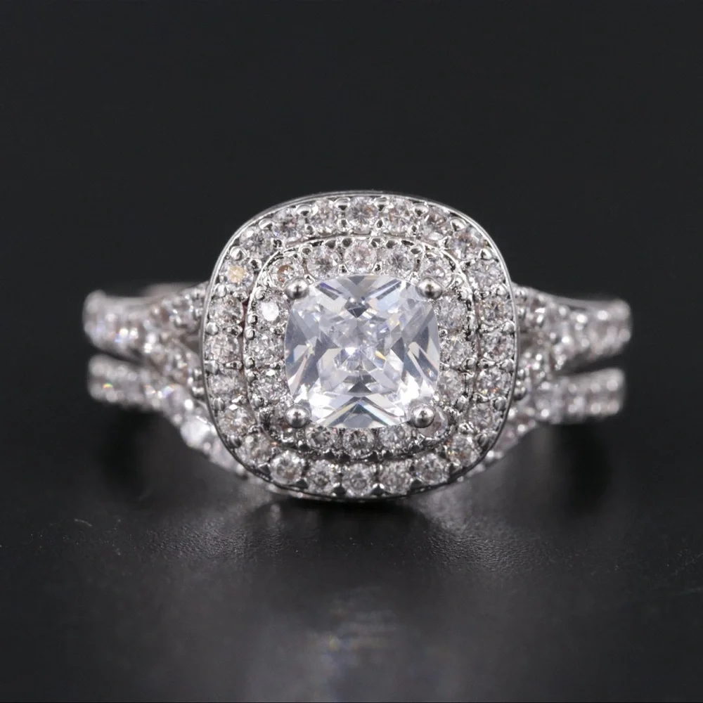 NWOT Orchid CZ Bridal Ring Set Silver-tone Cushion Setting Costume Jewelry Halo